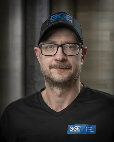 Kennie Roos, golvläggare hos Blekinge Golventreprenad, porträtt